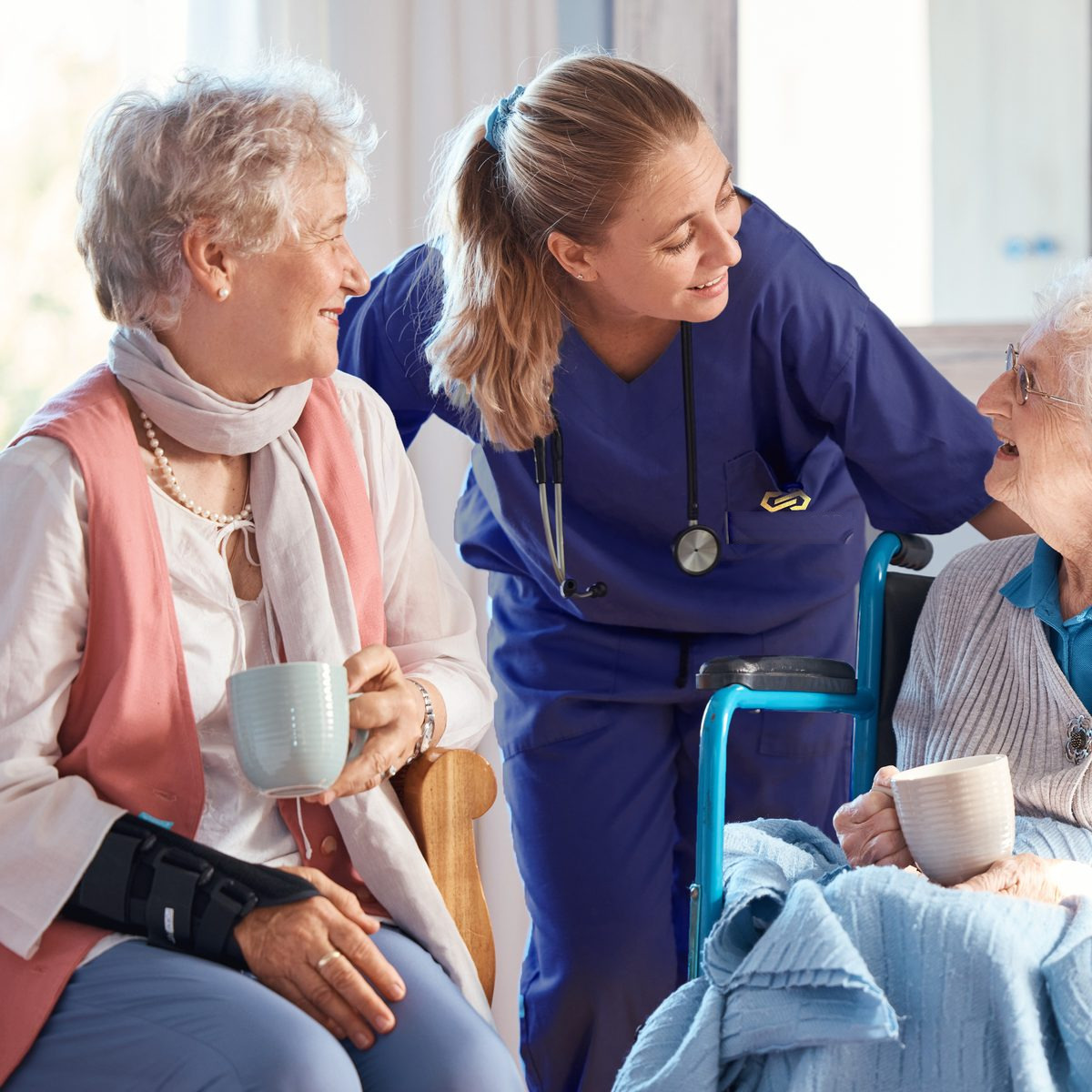 A Cottonwood caregiver with a resident
